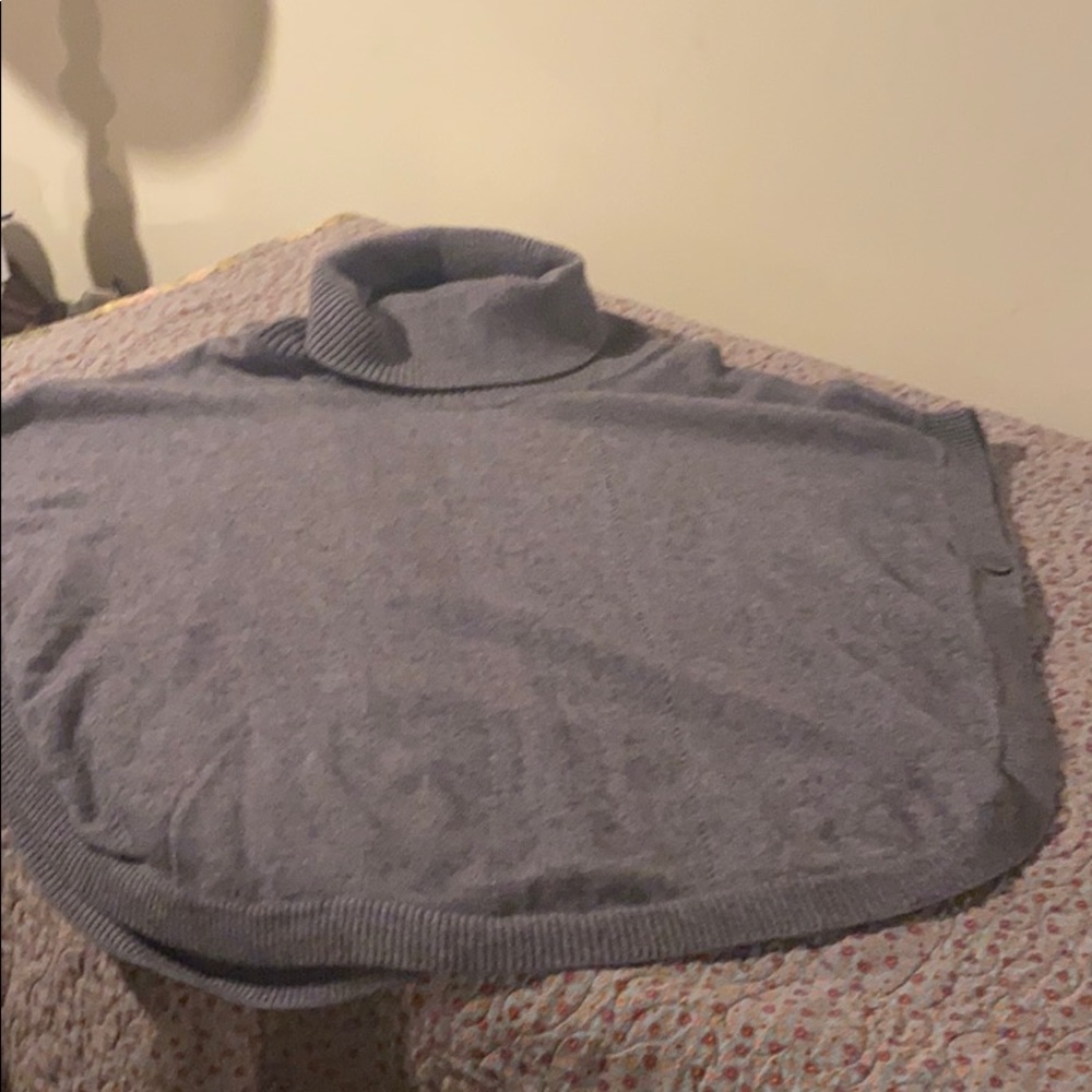 Sister Large turtle neck poncho